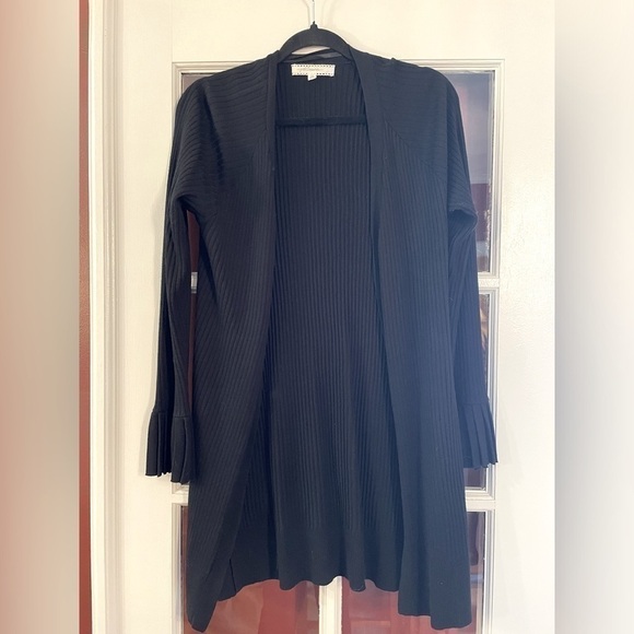 Pointelle Size Large Black Cardigan - Picture 2 of 6